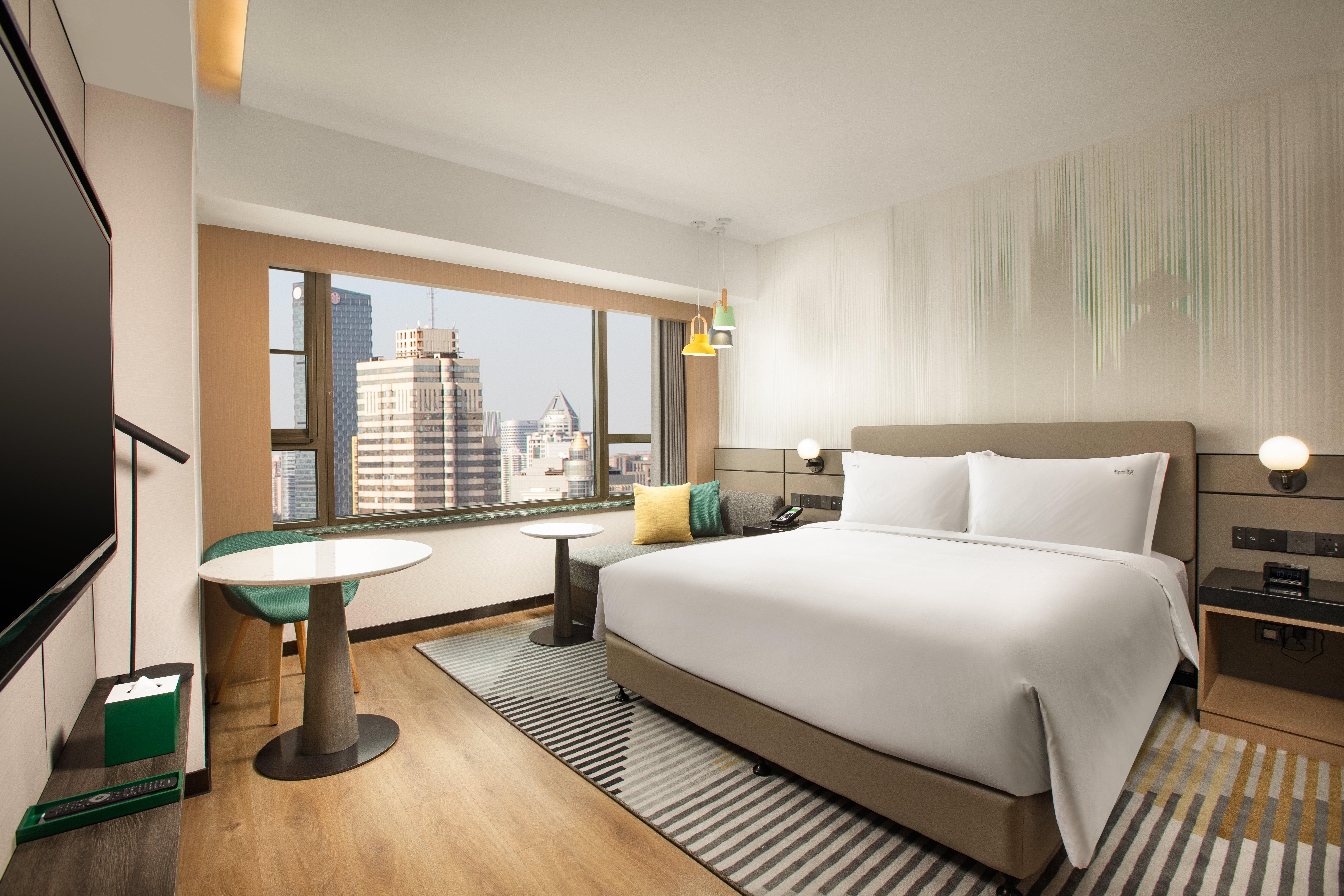Holiday Inn Shanghai Nanjing Road By Ihg Exterior photo Deluxe Room