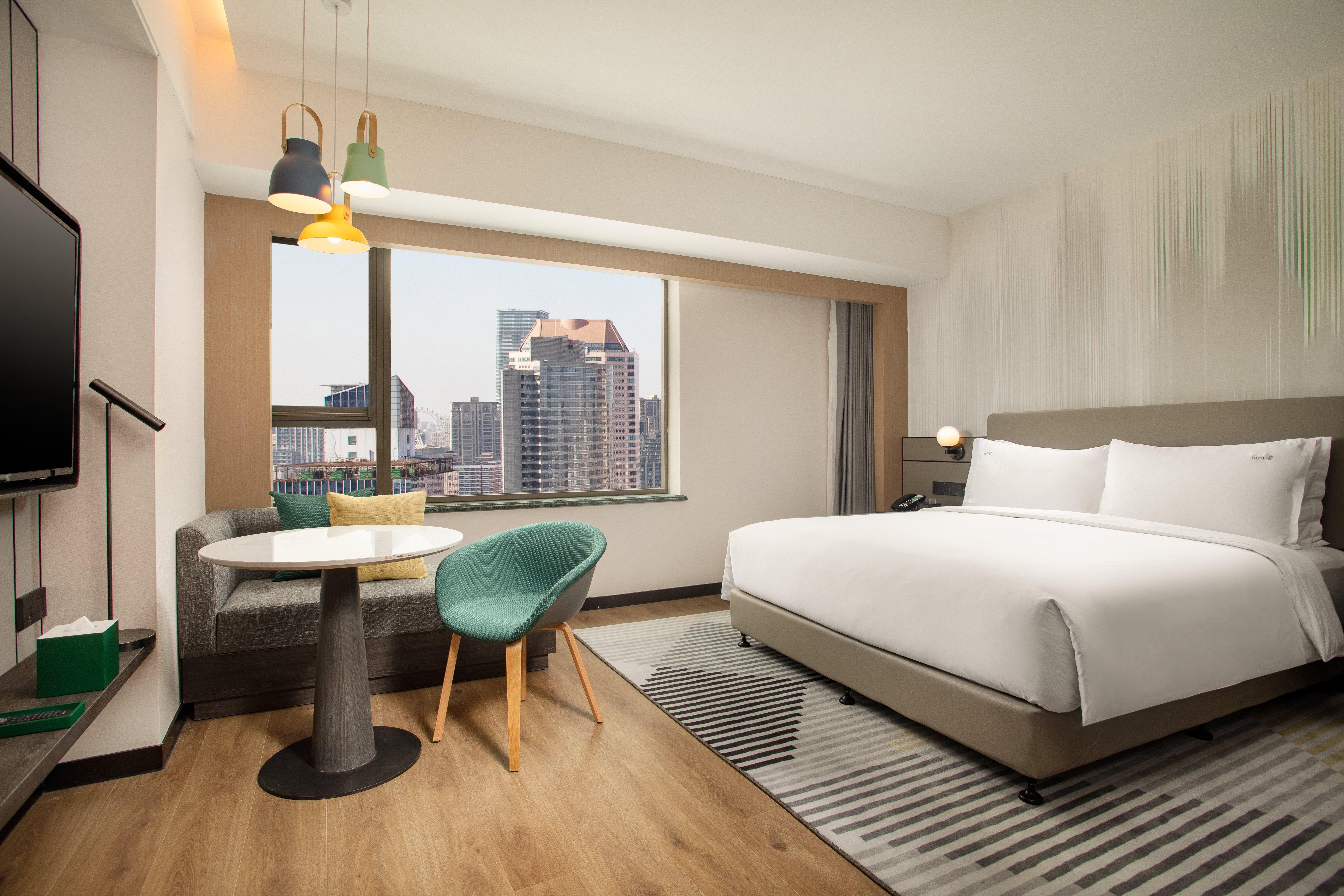 Holiday Inn Shanghai Nanjing Road By Ihg Exterior photo Deluxe Room